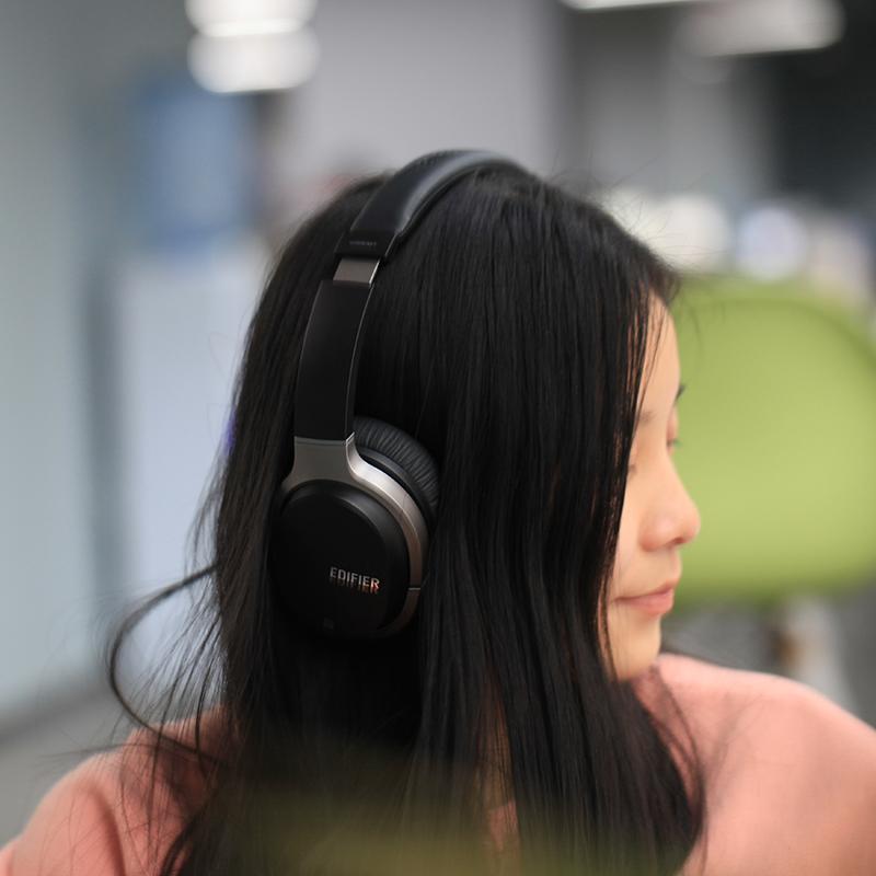 EDIFIER W830BT HIFI Bluetooth Headphones Noise Isolation Wireless Over-Ear Bluetooth 4.1 Headset Support NFC Apt-X Built-in Mic