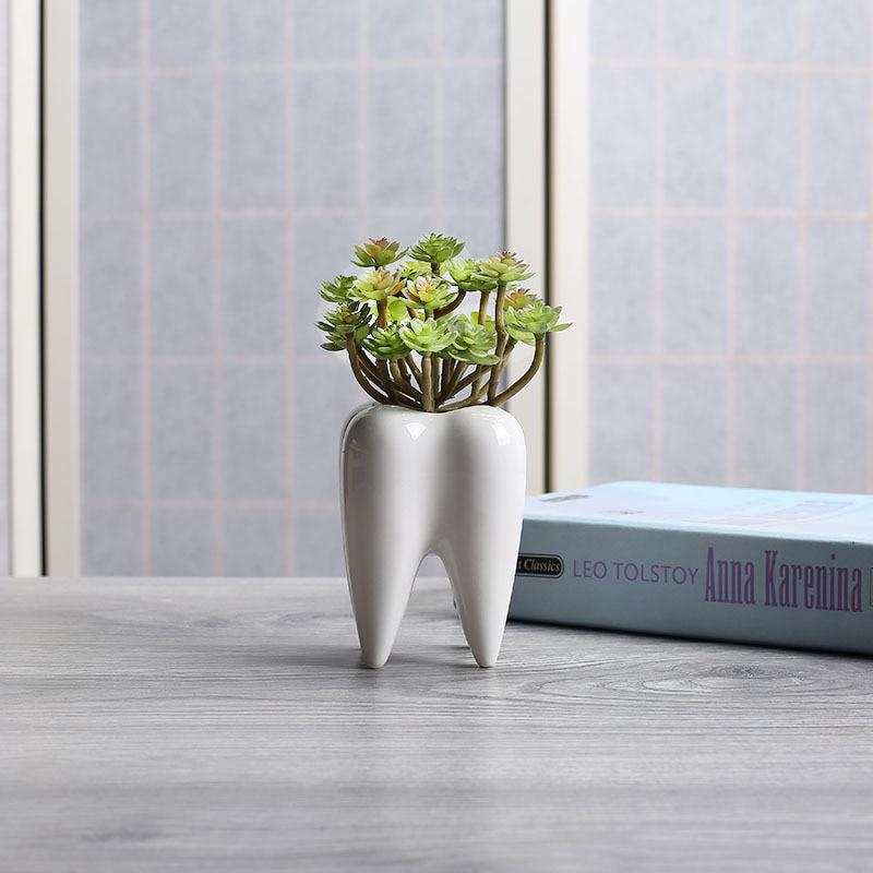 I pc Tooth Shape White Ceramic Flower Pot Modern Design Planter Teeth Model Mini Desktop Pot Creative Gift(without plants)