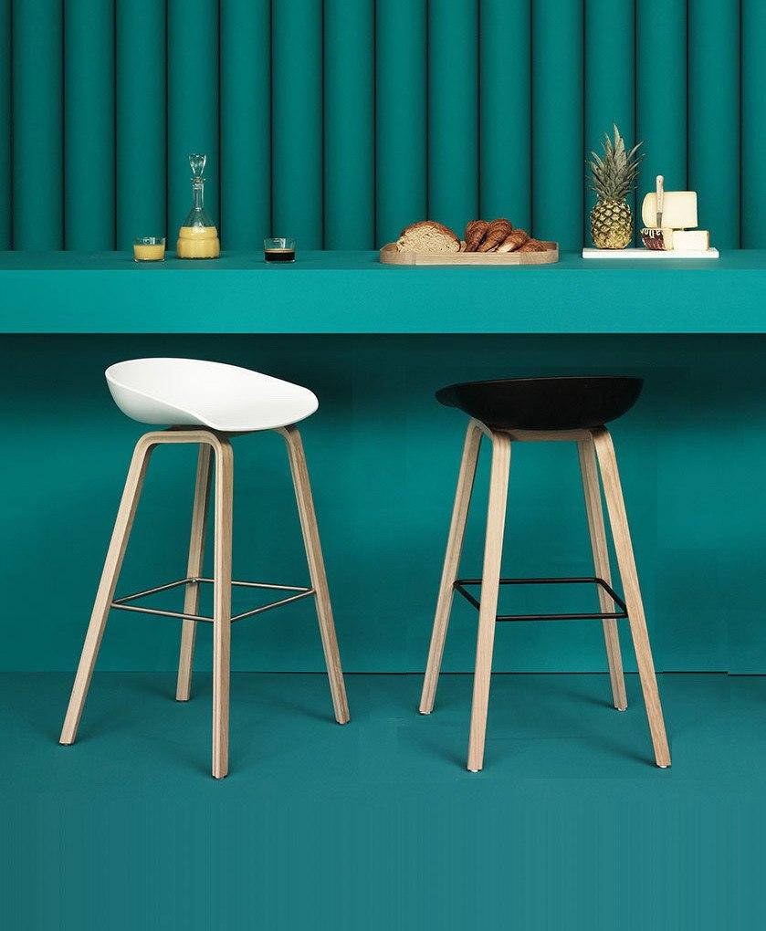 Minimalist Modern Design solid wood pp plastic bar chair northern wind fashion creative denmark counter stool Popular Furniture